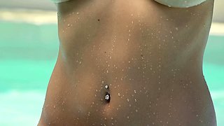 Bombastic Ali Rose reveals hot body