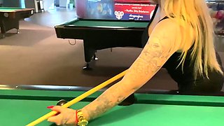 Big-Tittied Baddie Got Picked Up And Fucked At The Pub's WC