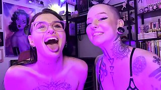 FreeRangeSlut - Lesdom Ass To Mouth Custom Full Vid