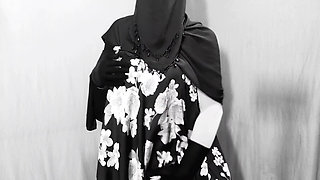 Muslim Hijabi Beautiful Housewife Fucking with Neighbor - With Clear Bangla Audio