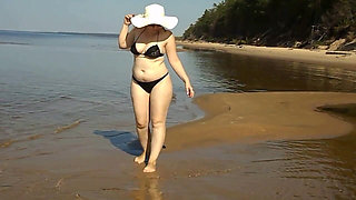 Hot MILF on the Beach -15
