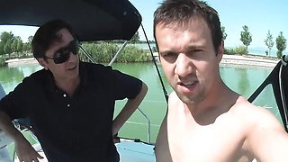 Freely chick - outdoor video - Erotic Planet