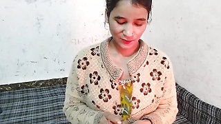 College girl ko ghar pe bulakar jabar dasti pela