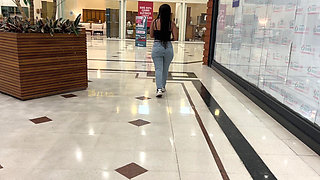 Married Masturbates in a Public Place, Siririca in a Risky Place