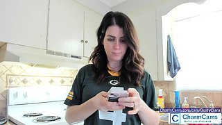 BustyCiara Sex chatroom at CharmCams