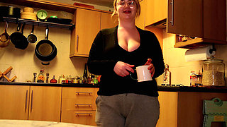 F.r.i.e.n.d.s - Tittyfuck Edition 4K