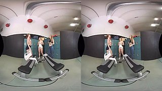 GYM ORGY WITH KARLA KUSH, AJ APPLEGATE AND RILEY REYES IN NAUGHTY AMERICA VR