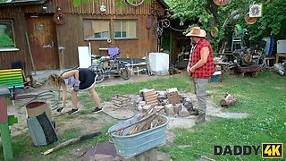 Daddy4k. surprise porno with daddy's fat cock while the bf is fixing the floor