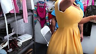 Thicker Than Cake Housewife Gets Caught Stealing