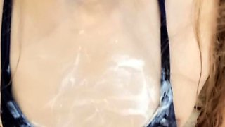 Sexy hottie Anetta Keys enjoys a solo toy masturbation