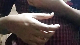 Horny Kerala Girl Shows Her Juicy Pussy & Shakes That Thick Desi Ass