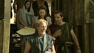 Spartacus - 01 - Gods of the Arena