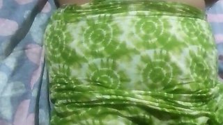Step-sister's Step-brother Sucked Her Pussy and Finished the Job by Stretching Her Pussy.