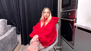 Blonde delivery girl finds a way to make up for stolen food