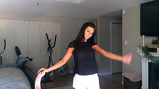 Busty brunette bitch in POV blowjob fun