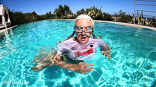 Bathing Fun with a Hot Slut