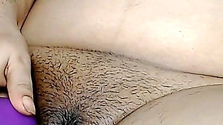 Big Ass Chubby Bhabhi Tries Vibrator in Pussy for the First Time