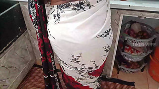 Full Video: Indian Bhabhi Use Dildo for Orgasm Pussy Juice