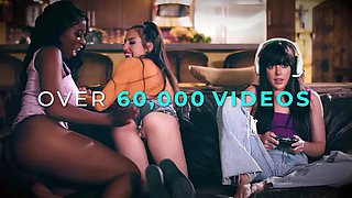 ALL GIRL MASSAGE - Naughty Boss Valentina Nappi Wants A Sex Massage By A Vendor PART 1