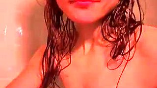 Valeriankaa bonga: Amateur, Brunette  Bathroom Porn