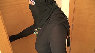 Sextape of Algerian Maid Living in France
