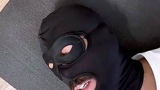 Amateur Foot Fetish Girlfriend Sucks and gives a Footjob