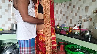 House Wife Suck Neighbour in Kitchen When Husband Not There in Home