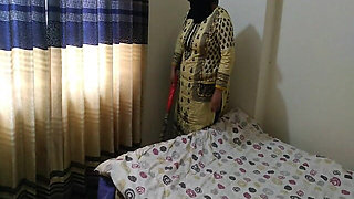 MILF Beautiful Stepmom Fucked by Stepson