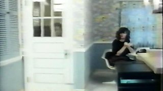 Nylons fetish femdom tearing her stockings