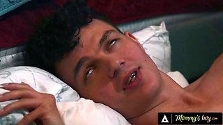MOMMYS BOY - Petite Alexia Anders Gets Fucked By Stepbrother Next To Stepmom Dana Vespoli In 4-Some