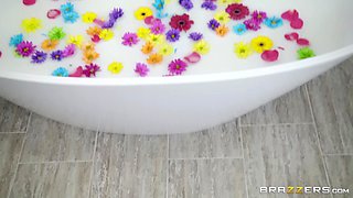 Spilt Milk With Isiah Maxwell, Brenna Sparks - Brazzers
