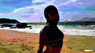 Pedi Para Um Desconhecido Me Filmar Na Praia, Paguei Ele Com Um Boquete Bem Molhado!