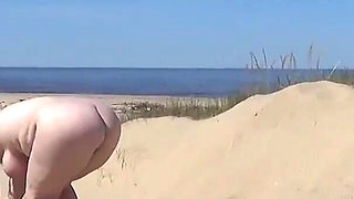 Mature Juicy Female Cums Loudly on Beach From Hard Fucking