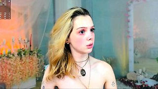 AMATEUR BIGTIT BLONDE TEEN MASTURBATES IN STALKINGS