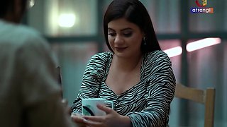 Tiny Indian MILF Naomi Shah swallows a stiff cock