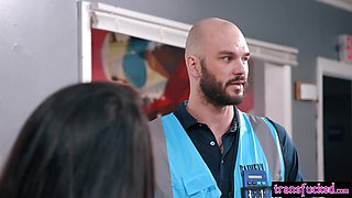 Courier shagged hot big penis shemale