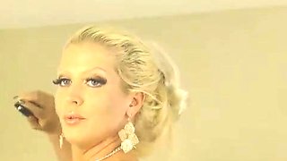 Alura's Amazing Webcam Show - Big Tits, Mature MILF