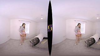 Devious Incentive featuring Frankie L - ZexyVR