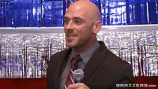 Prom Whore Wars : Part Three With Brick Danger, Raven Bay, Kendall Karson - Brazzers