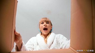 Atypical Delivery With Small Hands, Angel Youngs - Brazzers