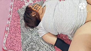 Girlfriend ki Gaand chudai Ghar bula ker ki.
