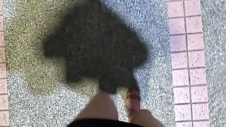 Shemale Ting Xuan Office lady pees outdoors
