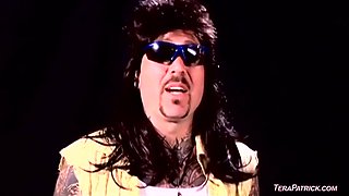 Dane Cross, Jay Lassiter And Tera Patrick In Cougar Uses Her Huge Boobs To Seduce The Gardener