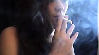 Smoking Denise: Tits Bulging
