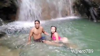 Amateur Latina Teen Karol Wendy Fucks Steven in Hot Beach Date