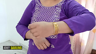 Nude Stepmom Wear Punjabi Suit And Dance on Pakistani Mujra Song