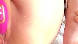 Amateur Close Up Squirting Masturbation