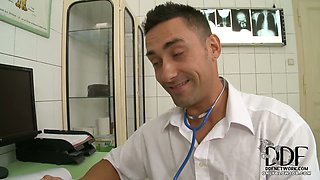 Patient Gives Doctor A Blowjob