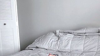 Brunette Solo Webcam Masturbation