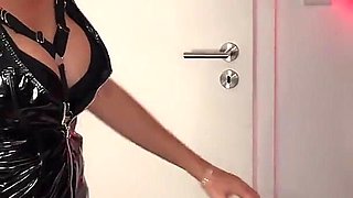 Double Fisting for Alice Maze, Punishment and Humiliation